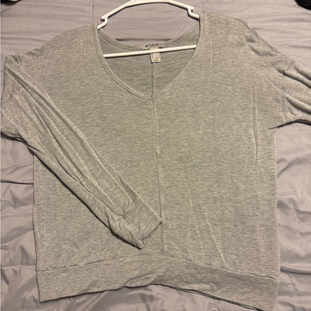 Forever 21 Light Gray Long Sleeve Top